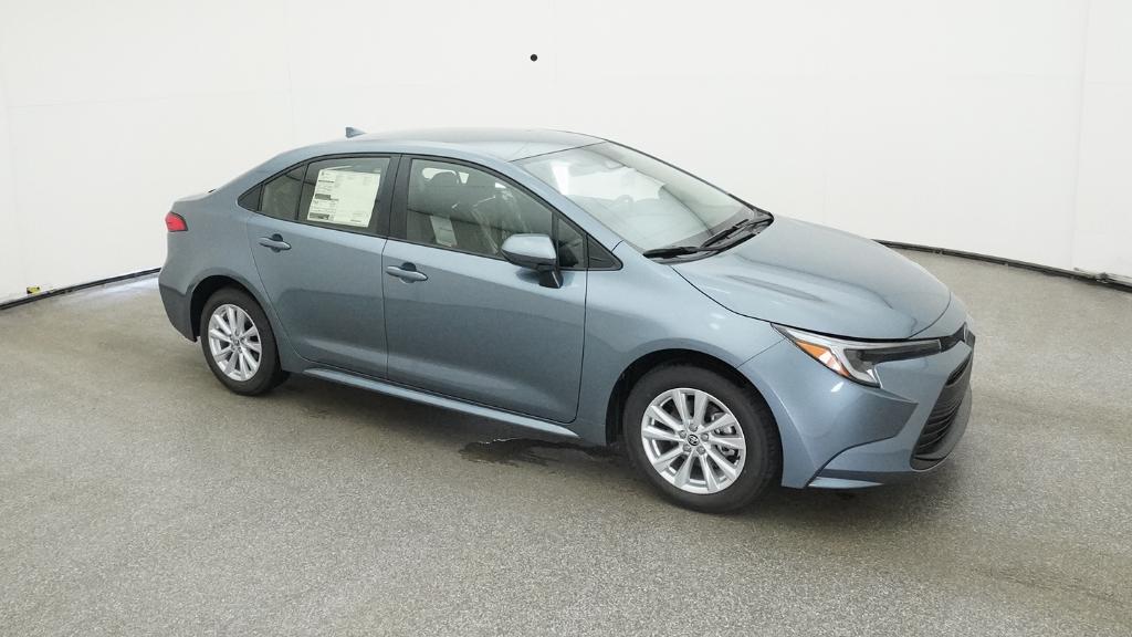 2025 Toyota Corolla Hybrid LE photo 32