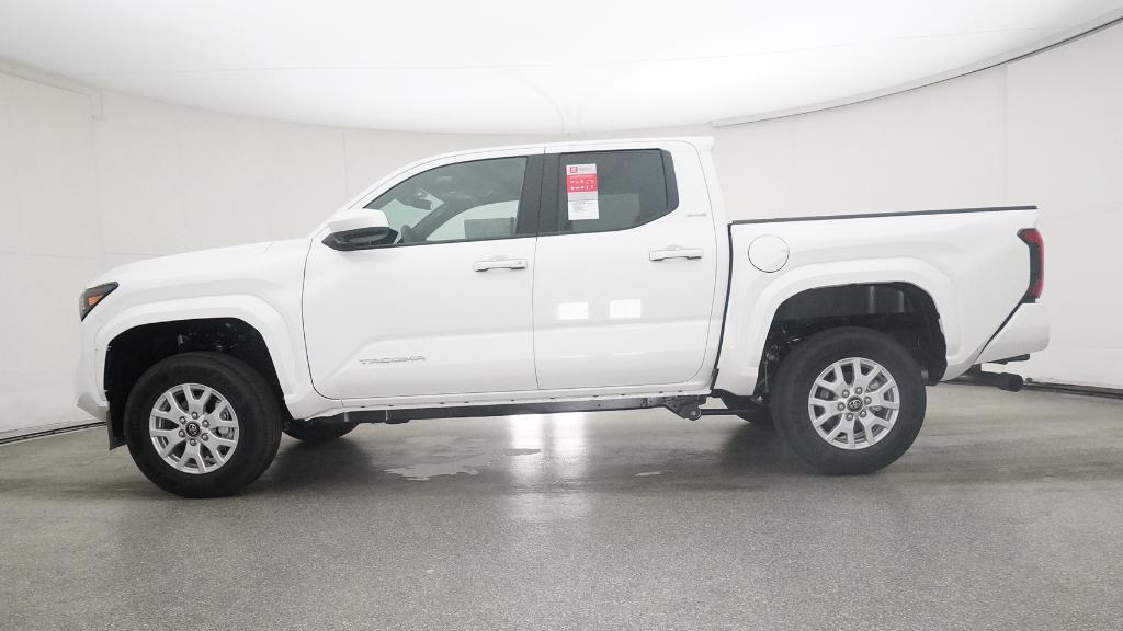 2025 Toyota Tacoma SR5 Double Cab photo 4
