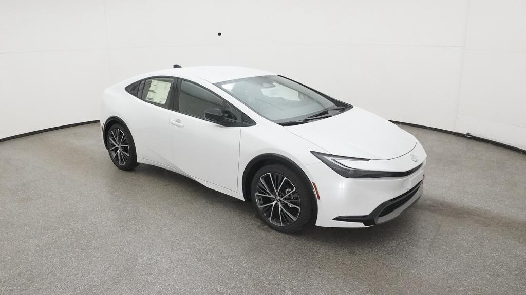 2026 Toyota Prius XLE photo 2