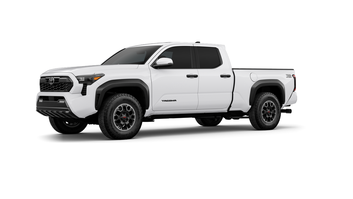 2025 Toyota Tacoma TRD Off-Road photo 2