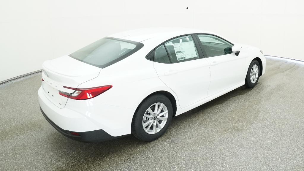 2025 Toyota Camry LE photo 27