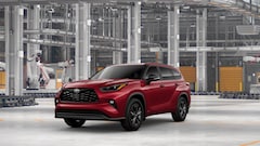 2025 Toyota Highlander Hybrid XLE Nightshade SUV