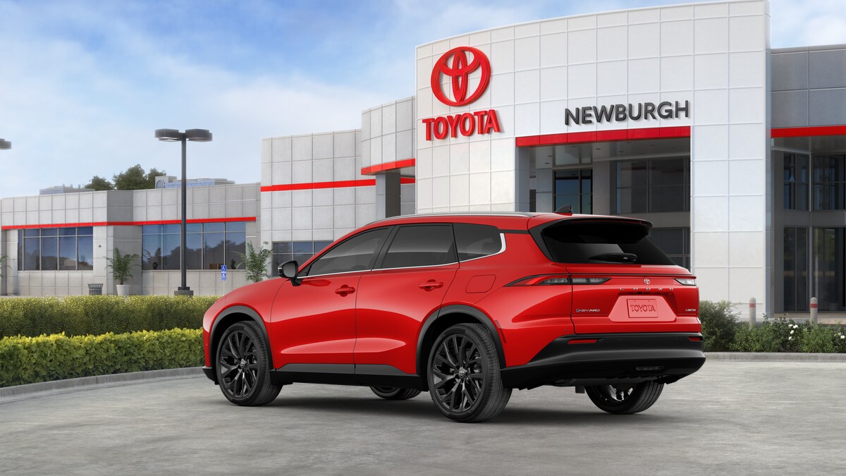 2025 Toyota Crown Signia Limited - Photo 6