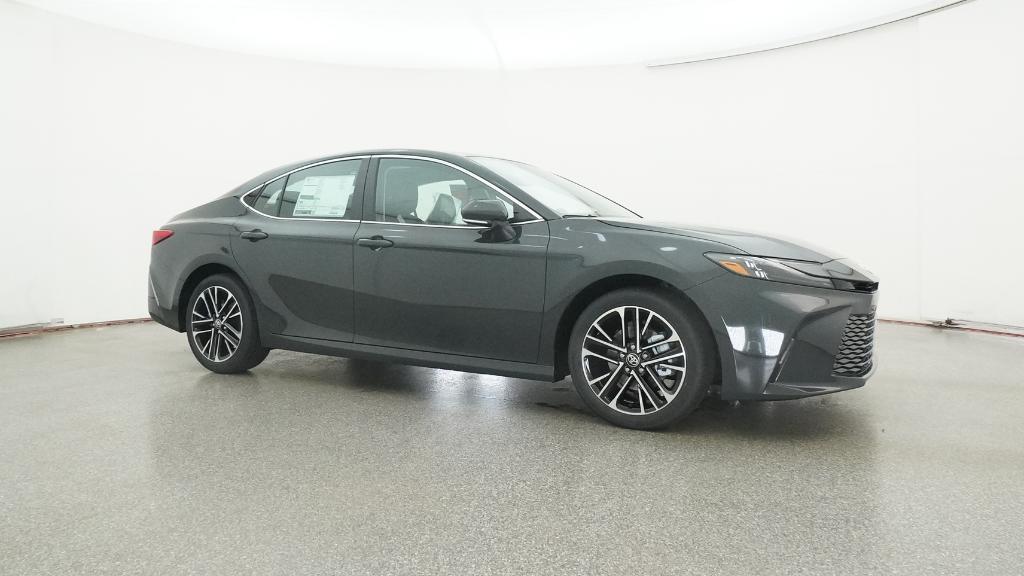 2026 Toyota Camry XLE photo 2