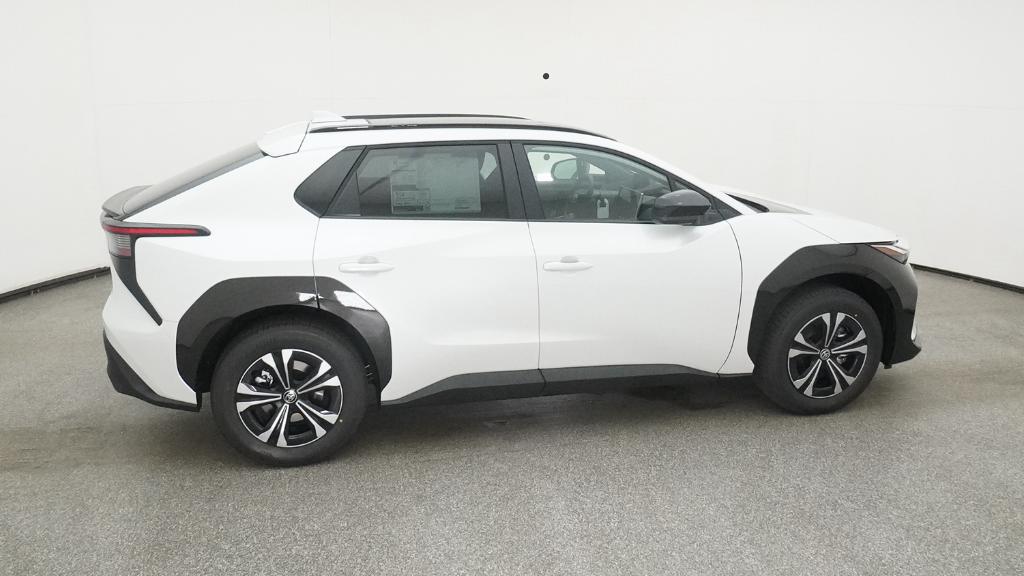 2025 Toyota bZ4X XLE photo 31