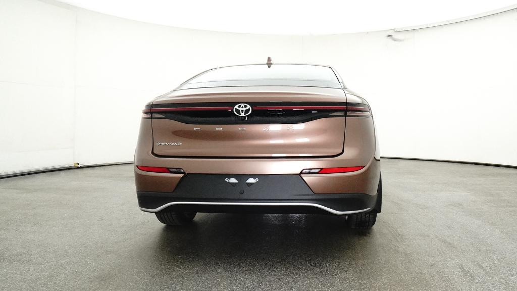 2026 Toyota Crown XLE photo 25