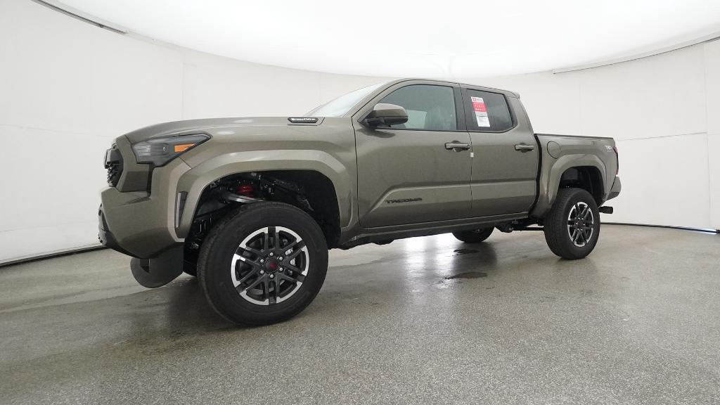 2025 Toyota Tacoma TRD Sport photo 3