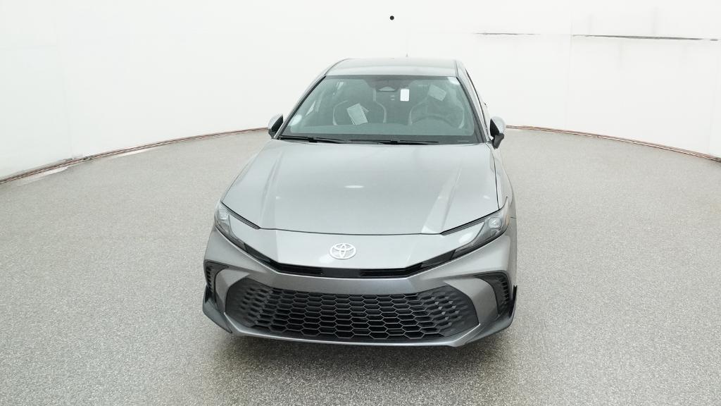 2026 Toyota Camry SE photo 3