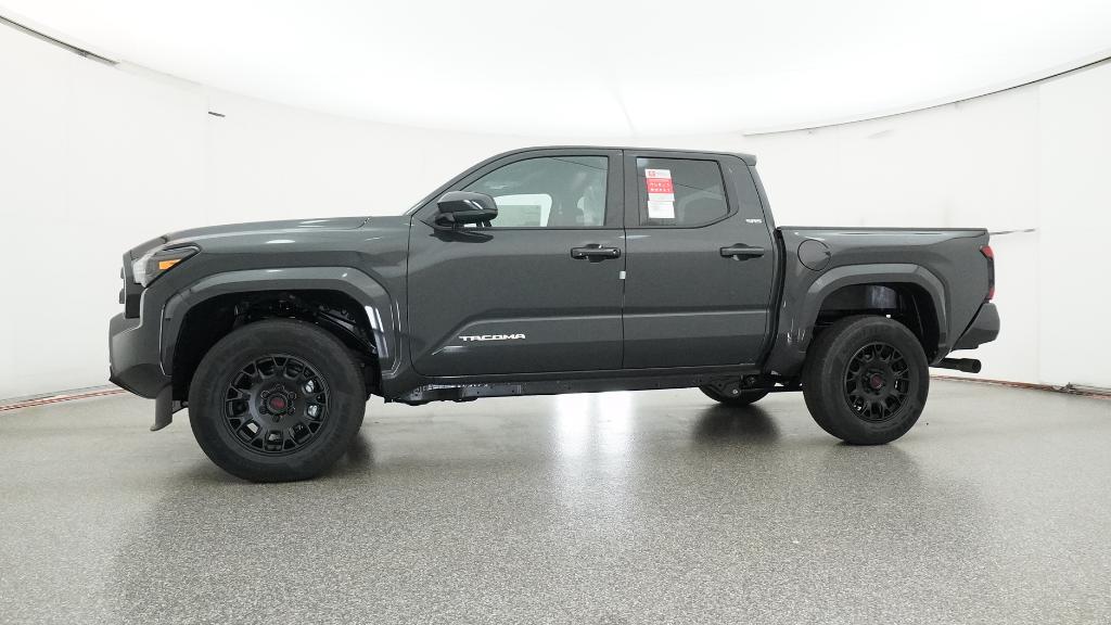 2025 Toyota Tacoma SR5 photo 14