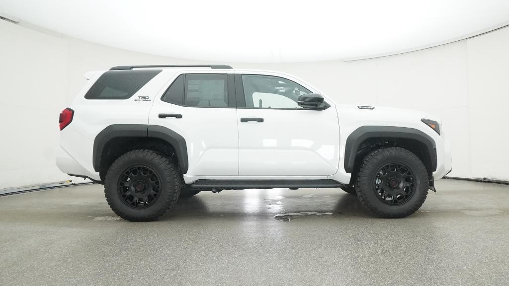 2025 Toyota 4Runner Off-Road 4WD TRD photo 3