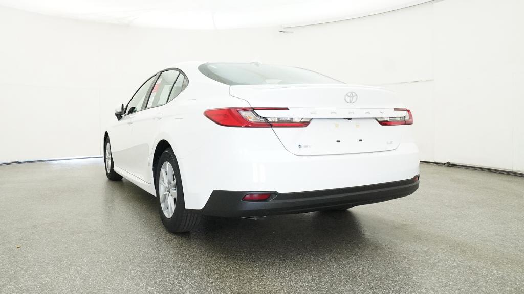 2025 Toyota Camry LE photo 30