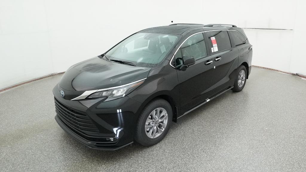 2025 Toyota Sienna Van Passenger Van 
