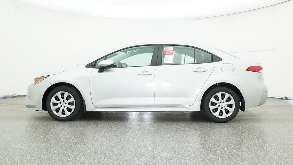 Used 2025 Toyota Corolla LE Sedan