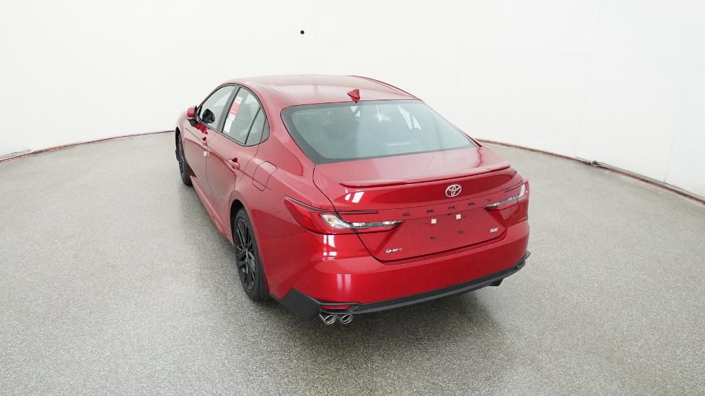 2025 Toyota Camry SE photo 3