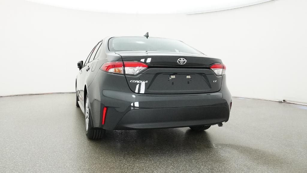 2025 Toyota Corolla LE photo 4