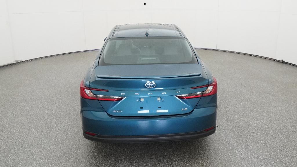2025 Toyota Camry LE photo 28