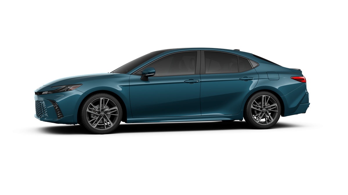 2025 Toyota Camry XSE photo 3