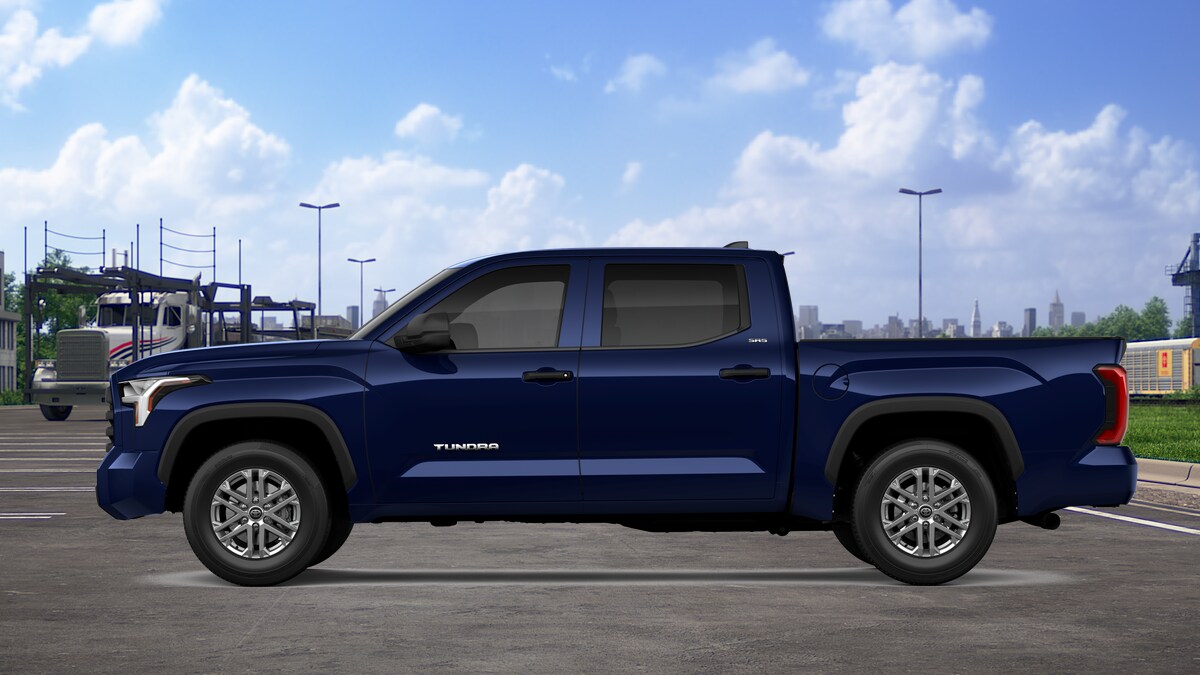 2026 Toyota Tundra SR5 CrewMax photo 4