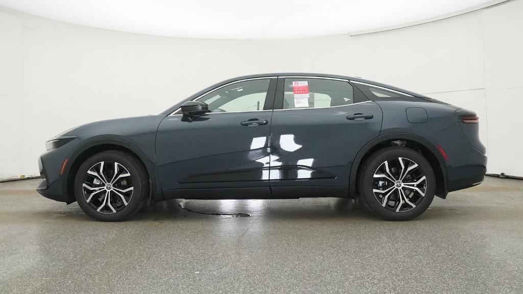 2026 Toyota Crown XLE photo 29