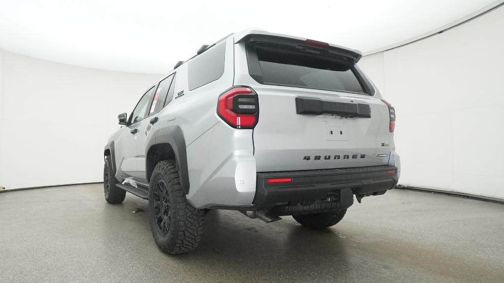 2025 Toyota 4Runner TRD Off-Road photo 3