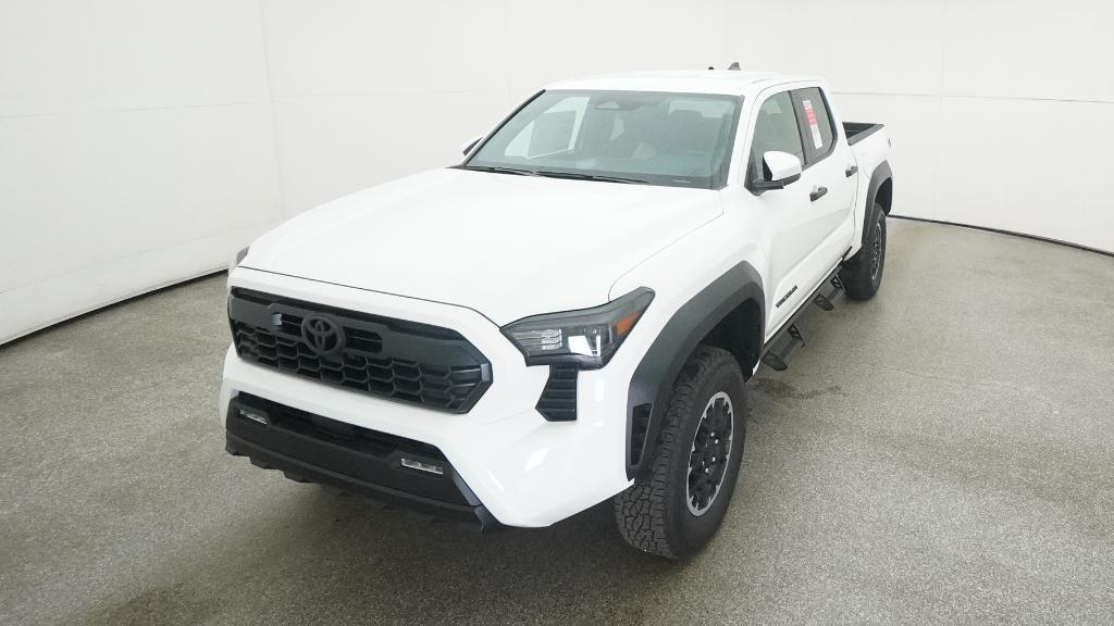 2025 Toyota Tacoma TRD Off-Road photo 4