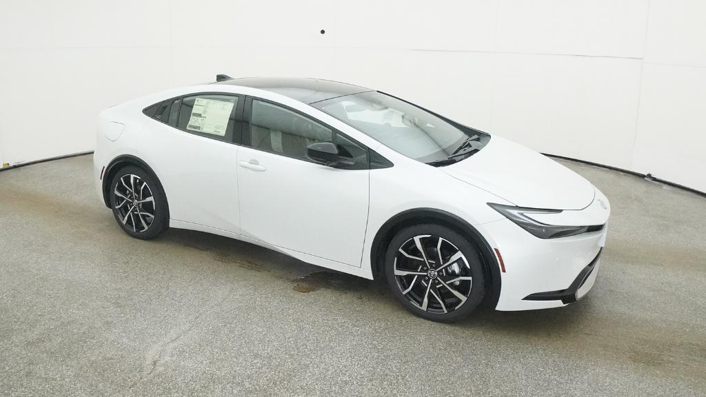2026 Toyota Prius Plug-in Hybrid XSE photo 26
