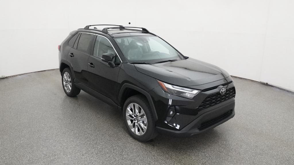 2025 Toyota RAV4 XLE Premium photo 4