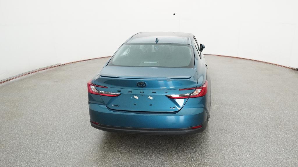 2025 Toyota Camry LE photo 18
