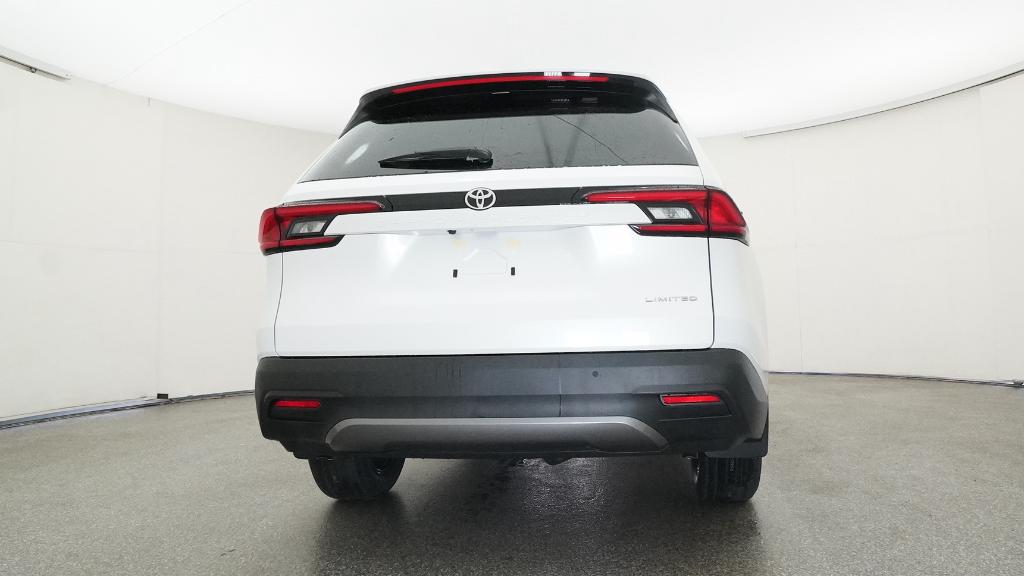 2025 Toyota Grand Highlander Limited photo 4
