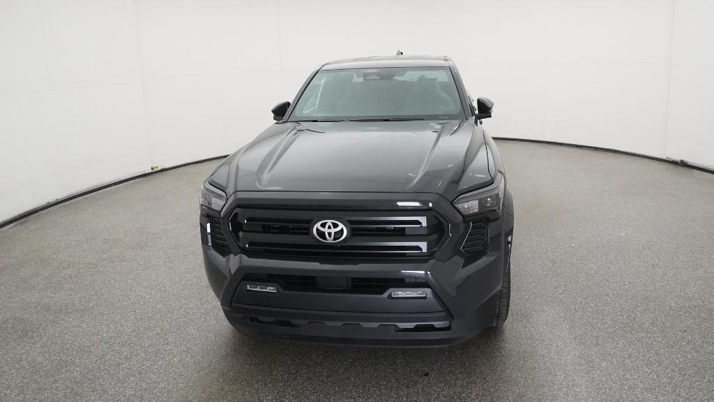 2025 Toyota Tacoma SR5 photo 3