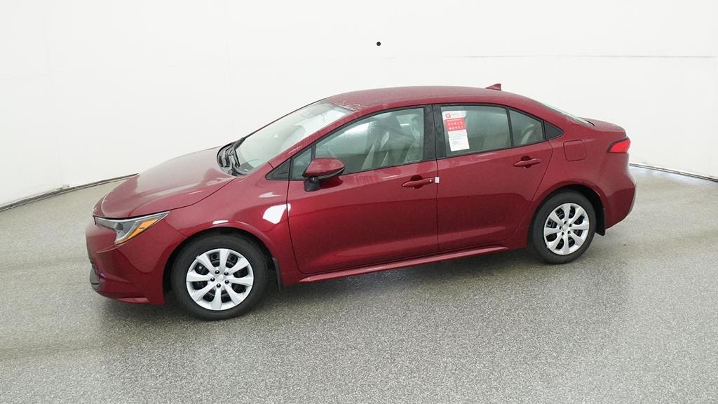 Used 2025 Toyota Corolla LE Sedan