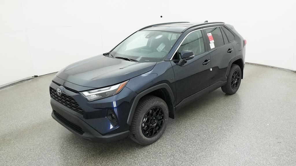 2025 Toyota RAV4 XLE's photo