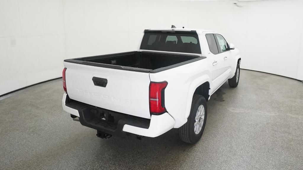 2025 Toyota Tacoma SR5 photo 21