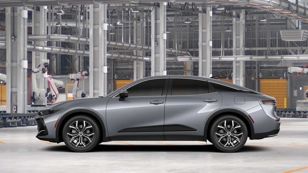 2026 Toyota Crown XLE photo 4