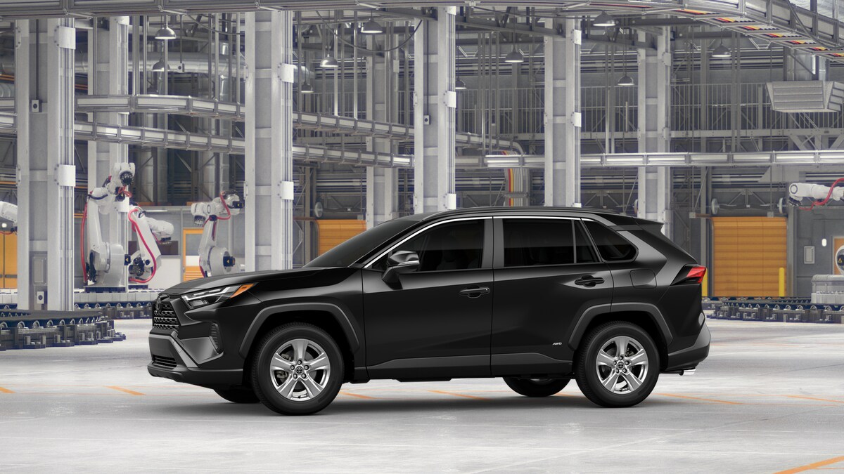 2025 Toyota RAV4 Hybrid XLE photo 2
