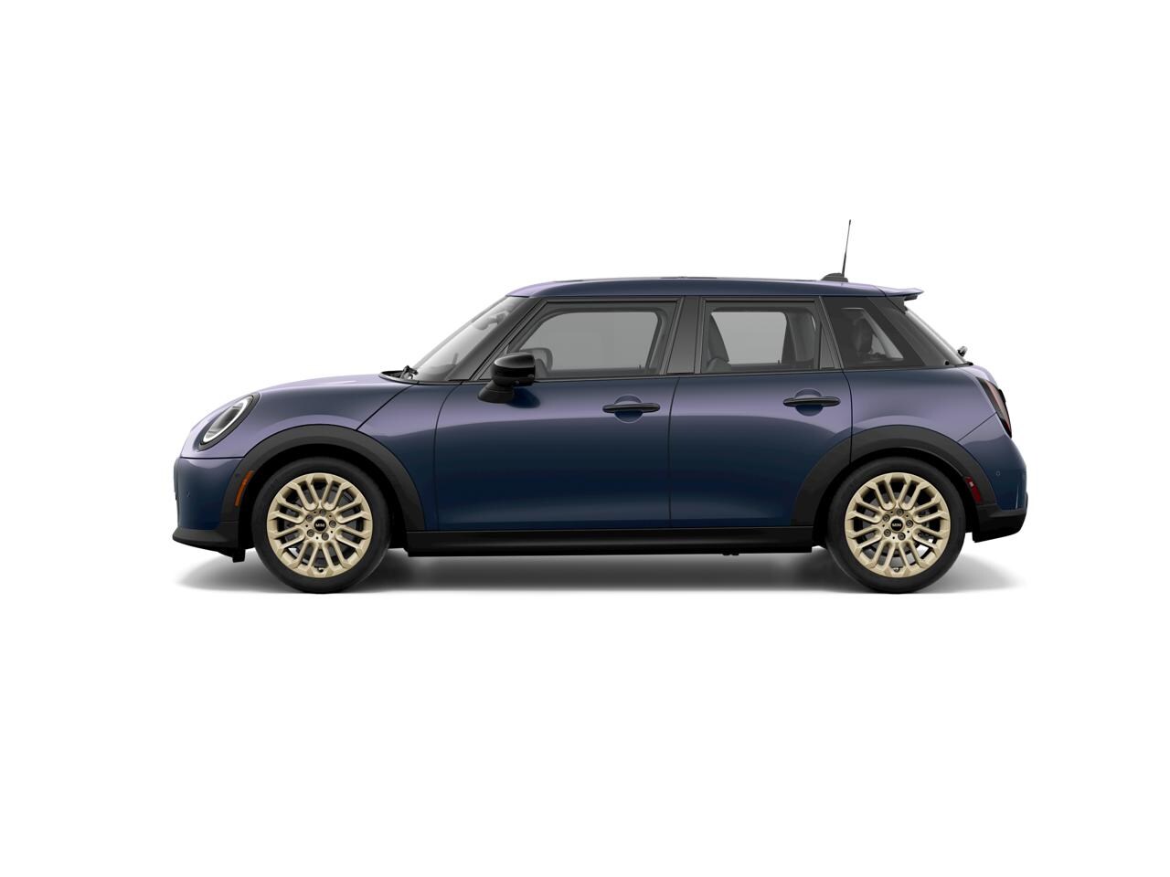 2025 Mini Cooper 4 Door Hardtop Iconic photo 4