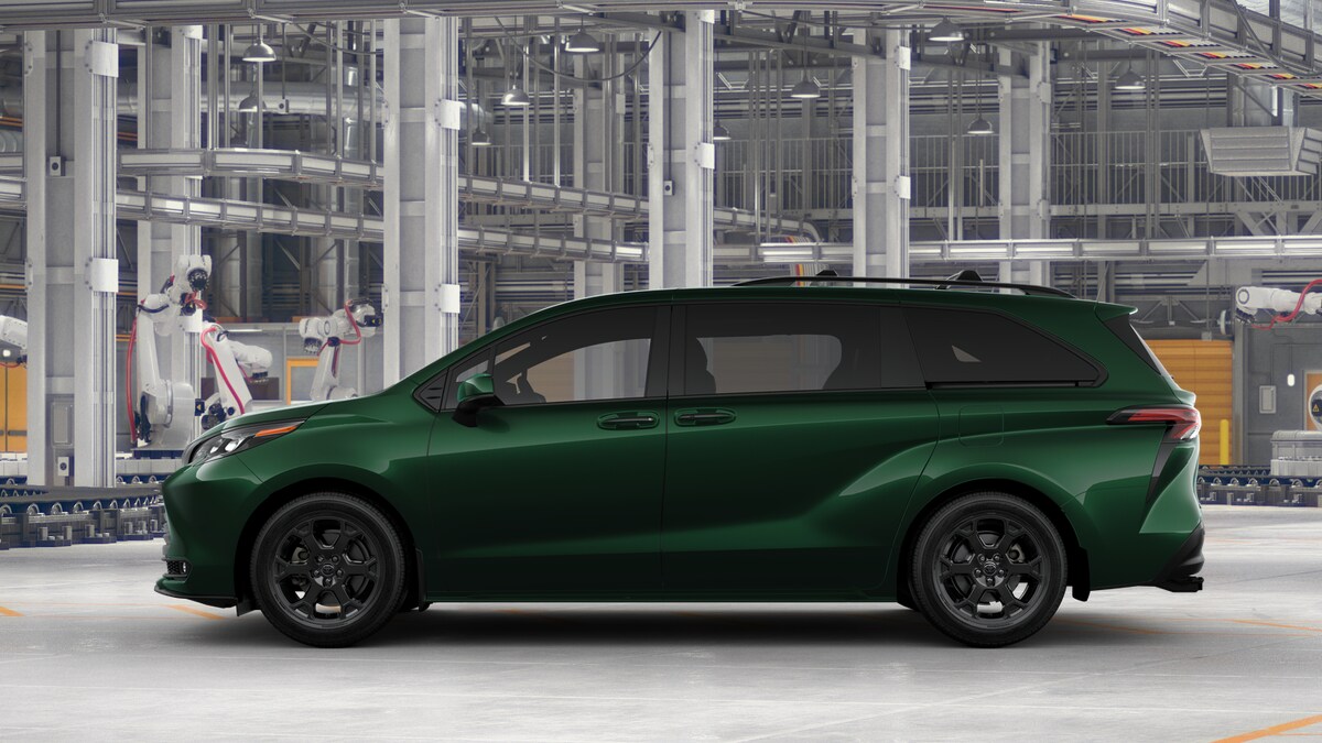 2025 Toyota Sienna Woodland Edition photo 4