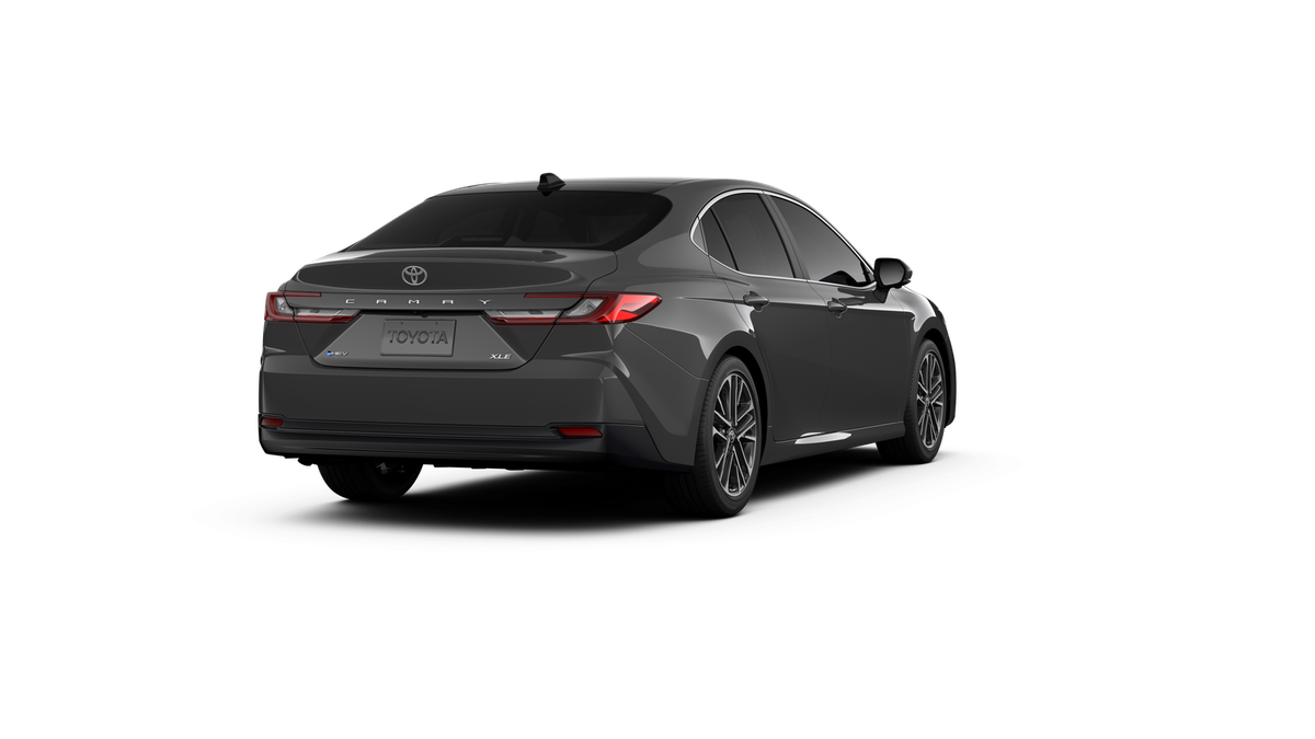 2025 Toyota Camry XLE photo 8