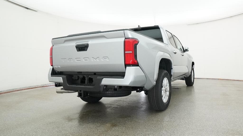 2025 Toyota Tacoma SR5 photo 4