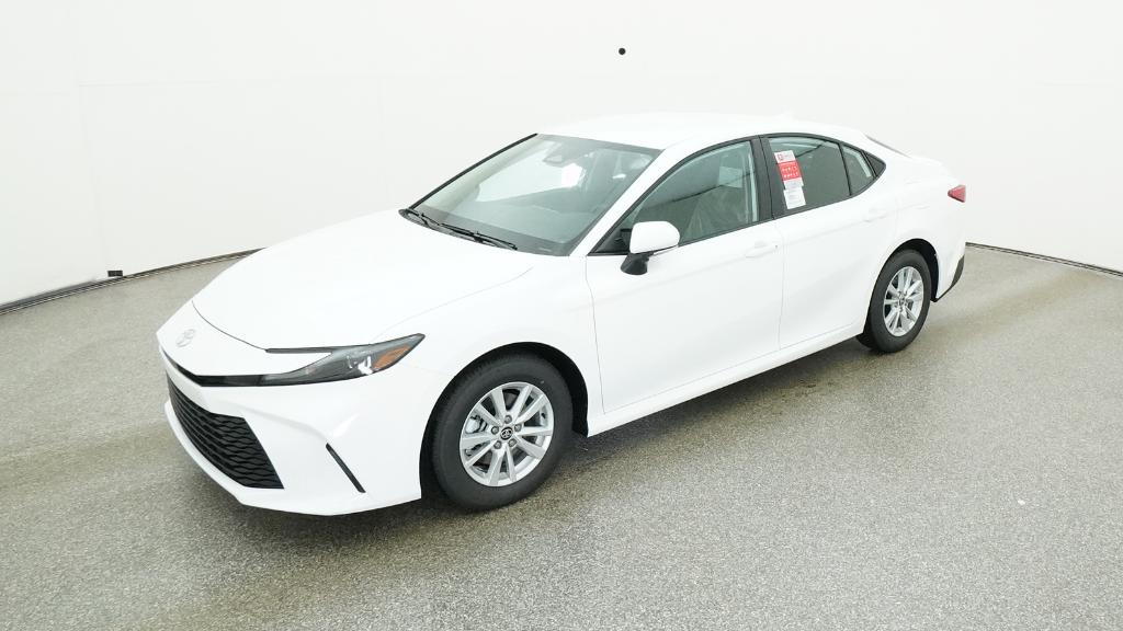 2025 Toyota Camry LE photo 5