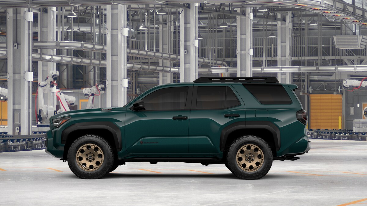 2025 Toyota 4Runner photo 2