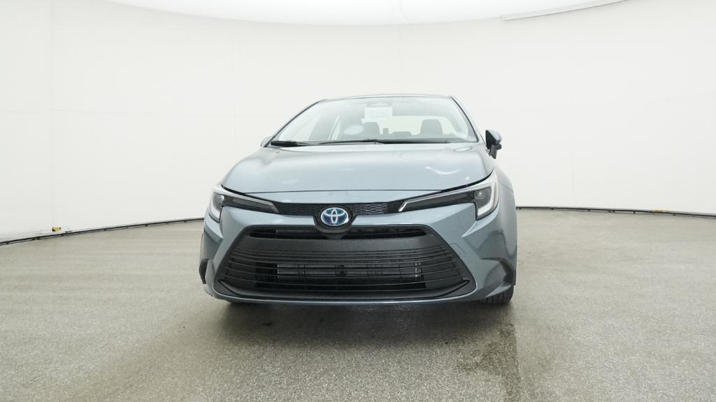 2025 Toyota Corolla Hybrid LE photo 9