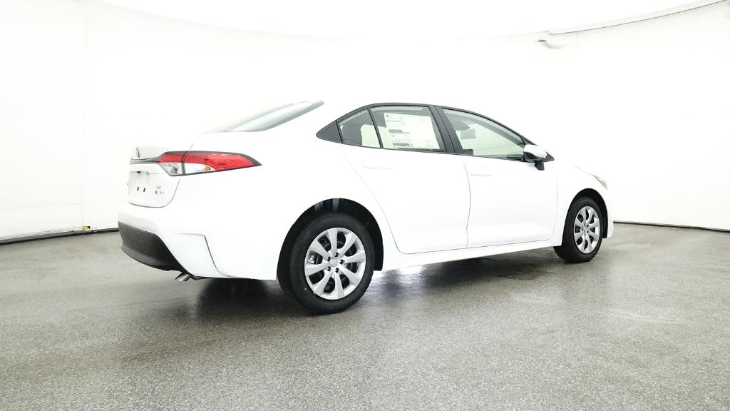 2025 Toyota Corolla Hybrid LE photo 7