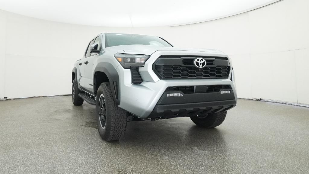 2025 Toyota Tacoma TRD Off-Road Double Cab photo 3