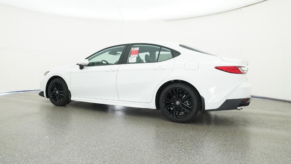 2026 Toyota Camry SE photo 17