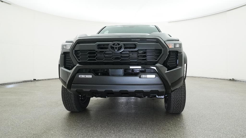 2025 Toyota Tacoma TRD Off-Road photo 4