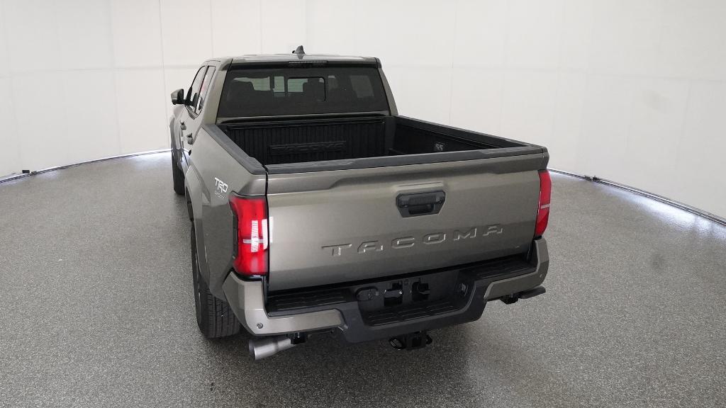 2025 Toyota Tacoma TRD Sport Double Cab photo 3
