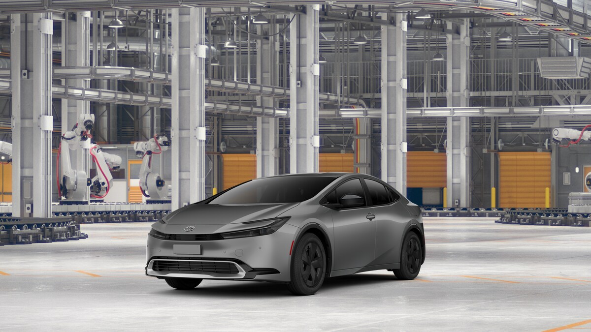 2026 Toyota Prius Plug-in Hybrid SE photo 2