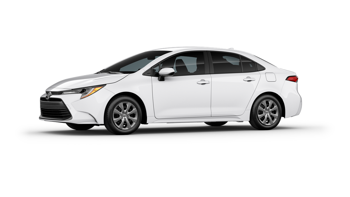 2025 Toyota Corolla LE photo 3