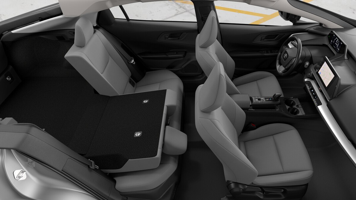 2026 Toyota Prius LE photo 4
